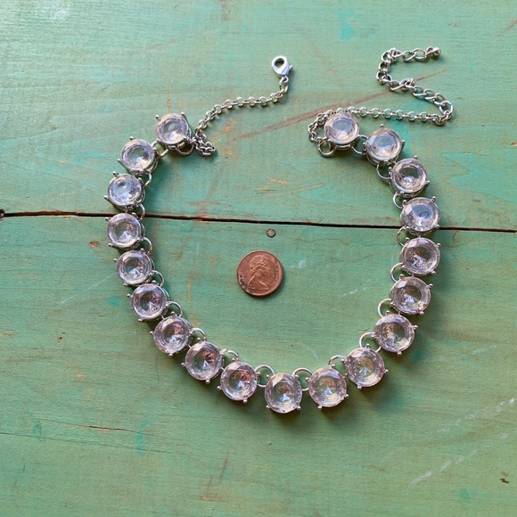 Clear Silver Tone Acrylic Crystal Necklace - NWOT - Picture 2 of 8